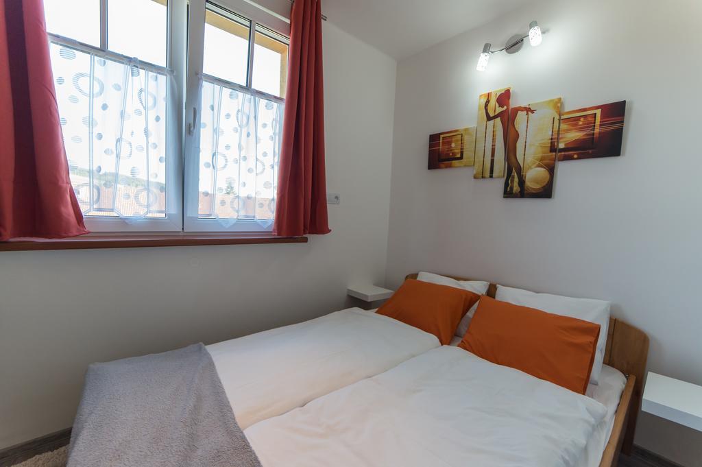 Apartment Andrul Frymburk Exterior photo